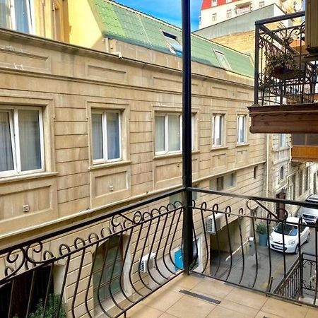 S T Hostel Formerly Sth Hostel Baku Exterior photo